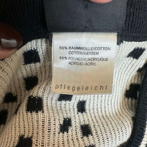 Vintage Mondi Black/Cream Polka dotted V-Neck Sweater- 52(US L/XL) - Picture 4 of 9